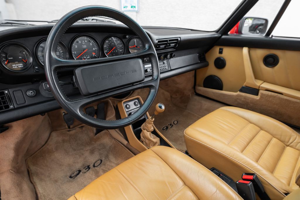 1989 Porsche 911 Image 158