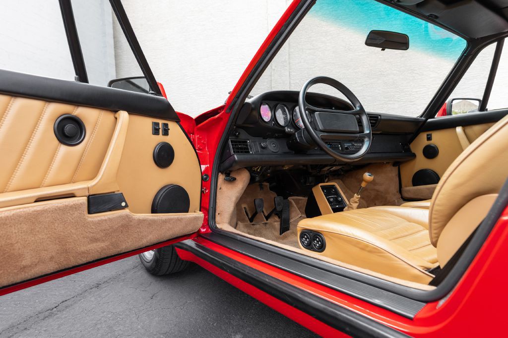 1989 Porsche 911 Image 160