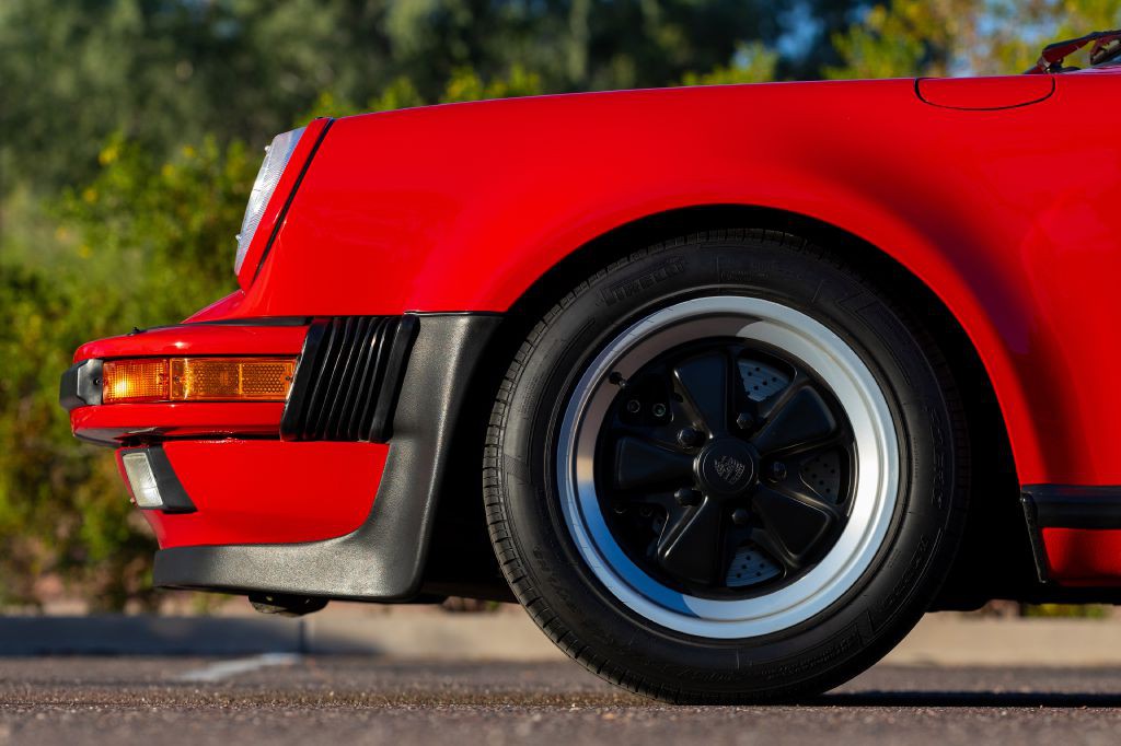 1989 Porsche 911 Image 184