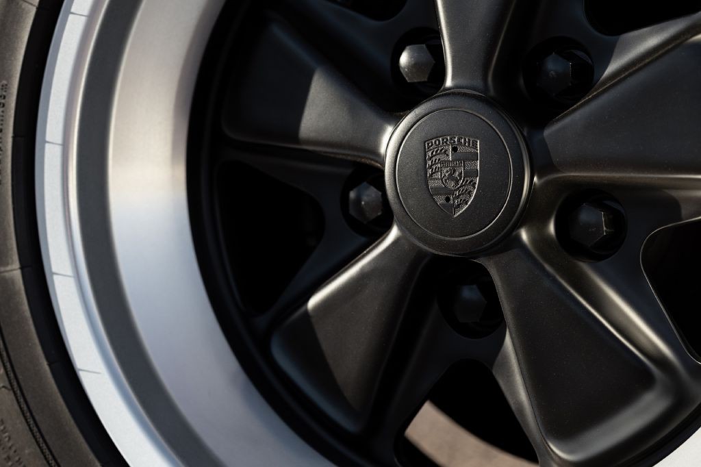 1989 Porsche 911 Image 209