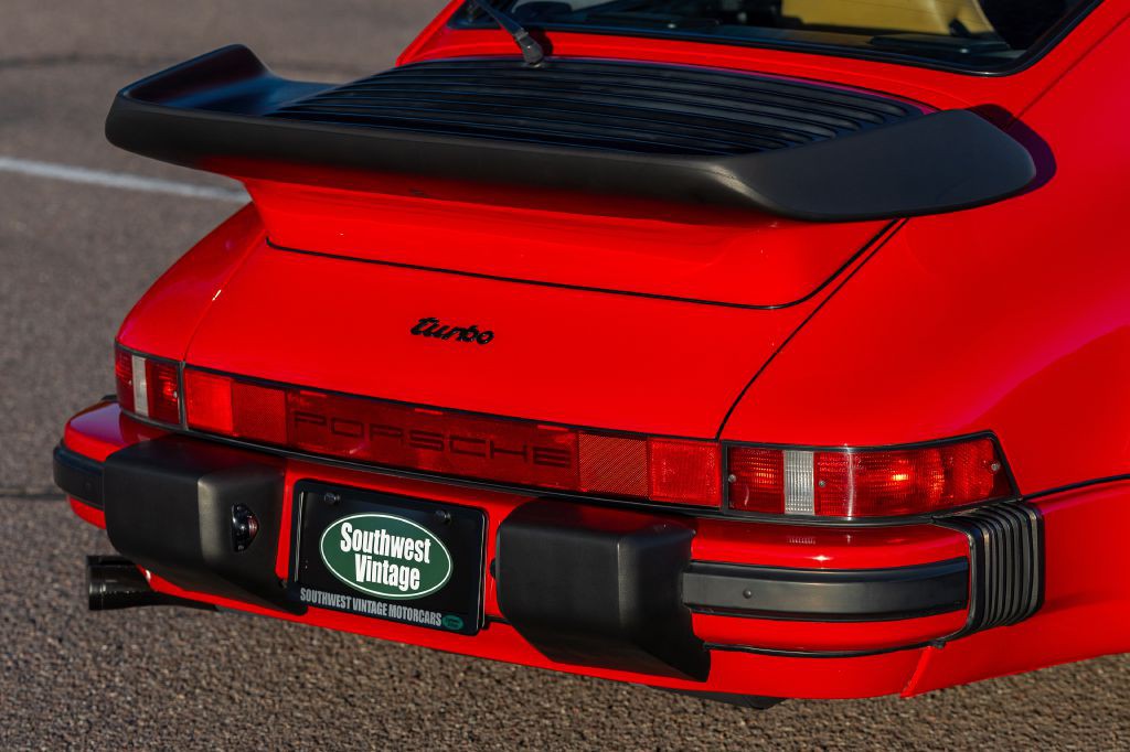 1989 Porsche 911 Image 215