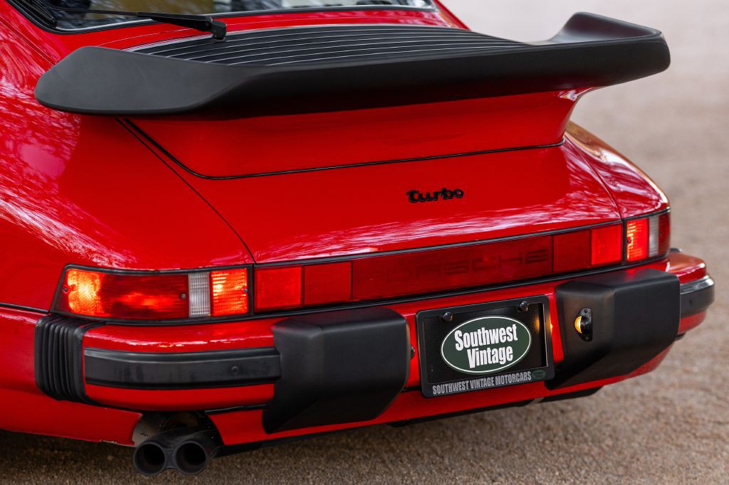 1989 Porsche 911 Image 238