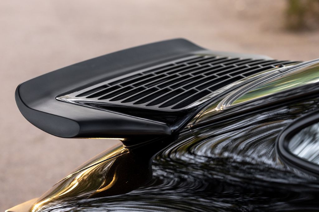 1989 Porsche 911 Image 5