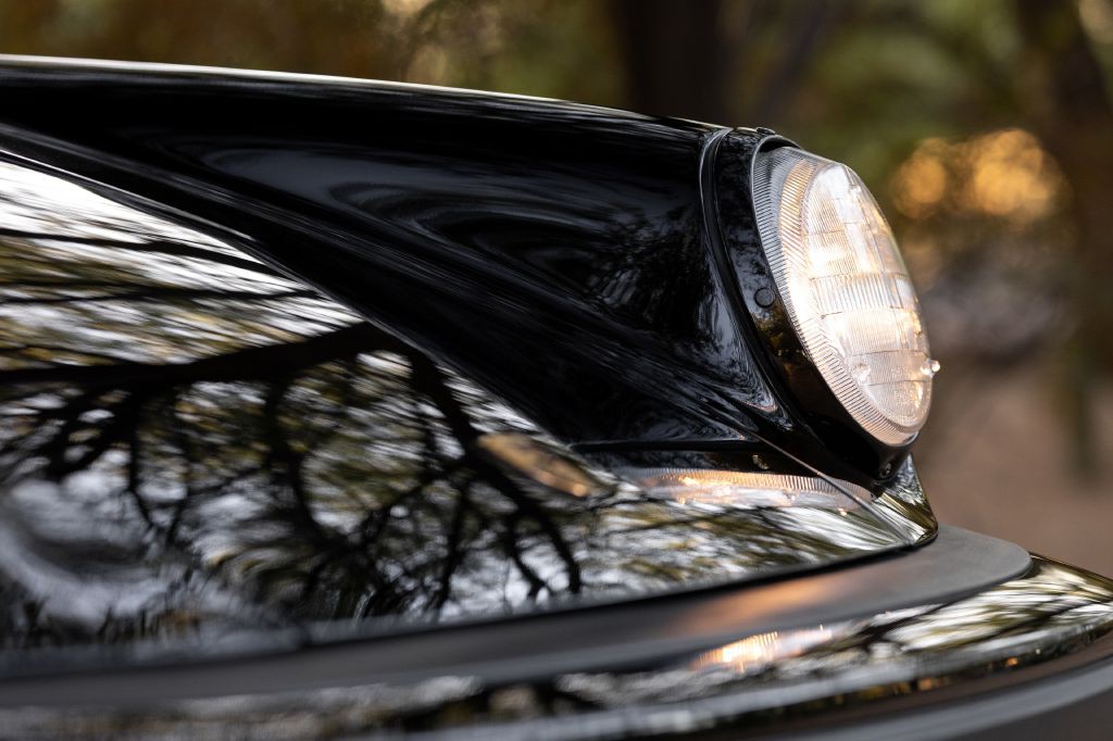 1989 Porsche 911 Image 14