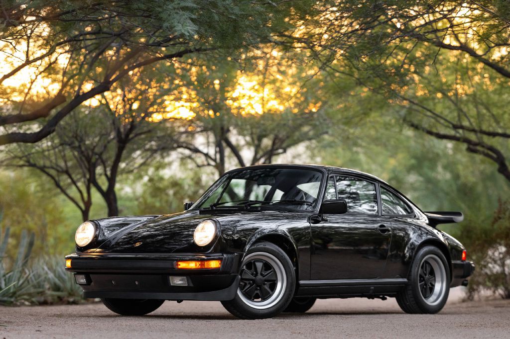 1989 Porsche 911 Image 38