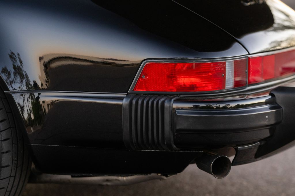 1989 Porsche 911 Image 52