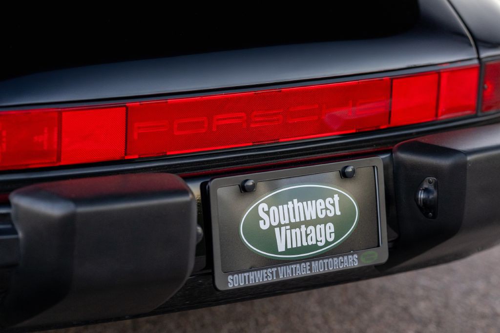 1989 Porsche 911 Image 57