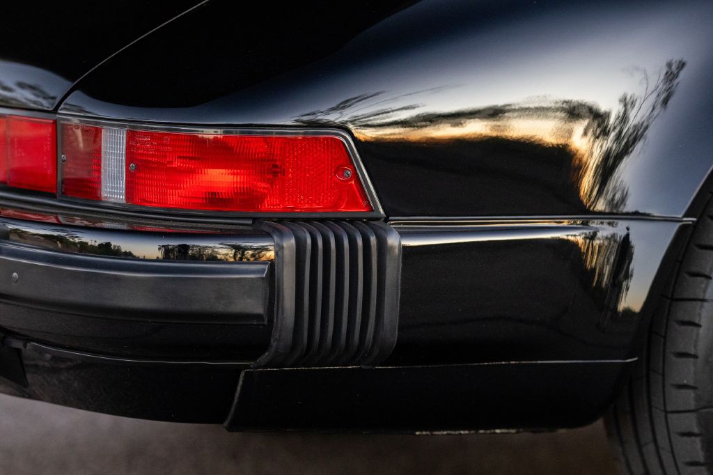 1989 Porsche 911 Image 61