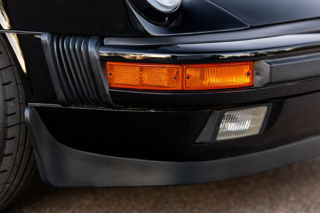 1989 Porsche 911 Image 64