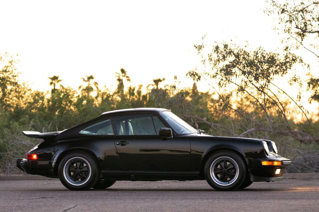 1989 Porsche 911 Image 82