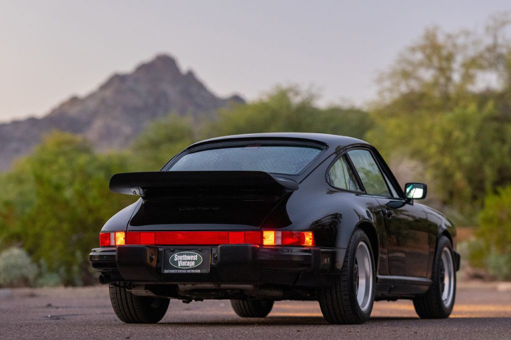 1989 Porsche 911 Image 87