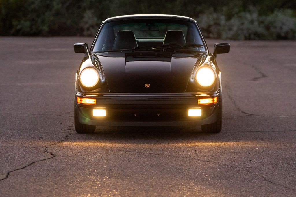 1989 Porsche 911 Image 92