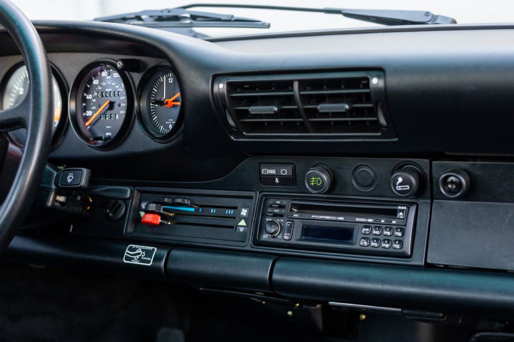 1989 Porsche 911 Image 130