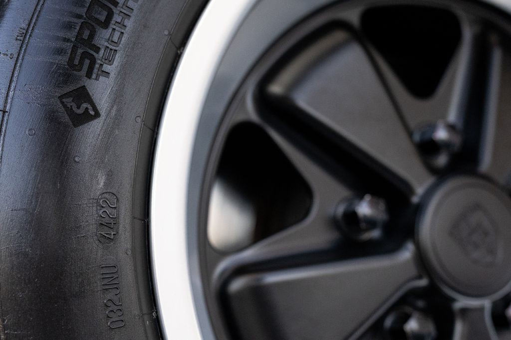 1989 Porsche 911 Image 157