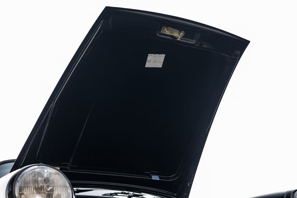 1989 Porsche 911 Image 195