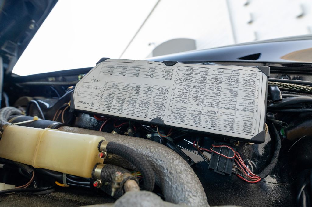 1989 Porsche 911 Image 217