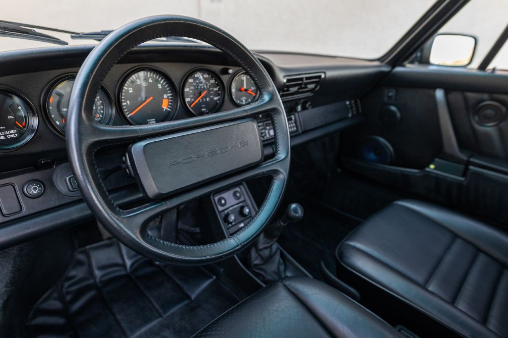 1989 Porsche 911 Image 226