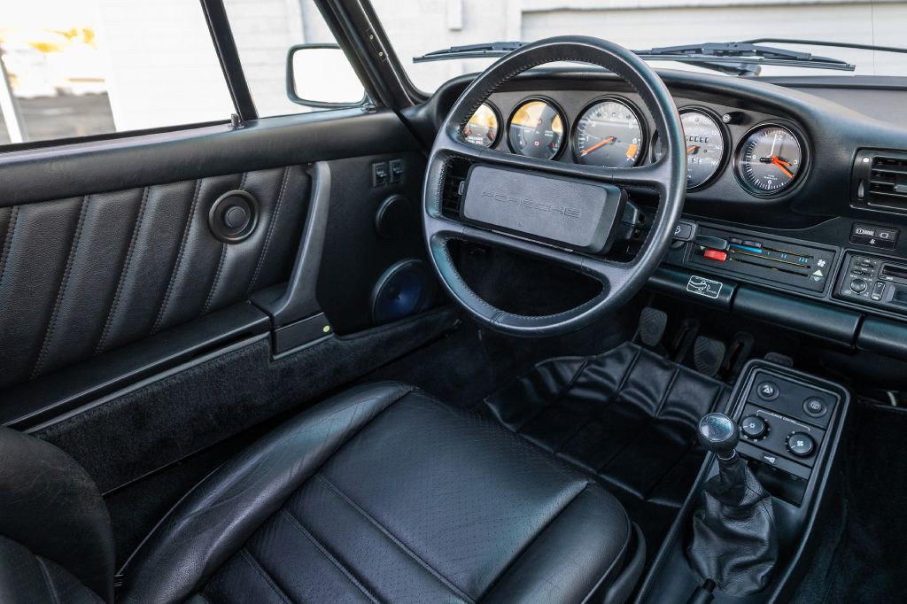 1989 Porsche 911 Image 230