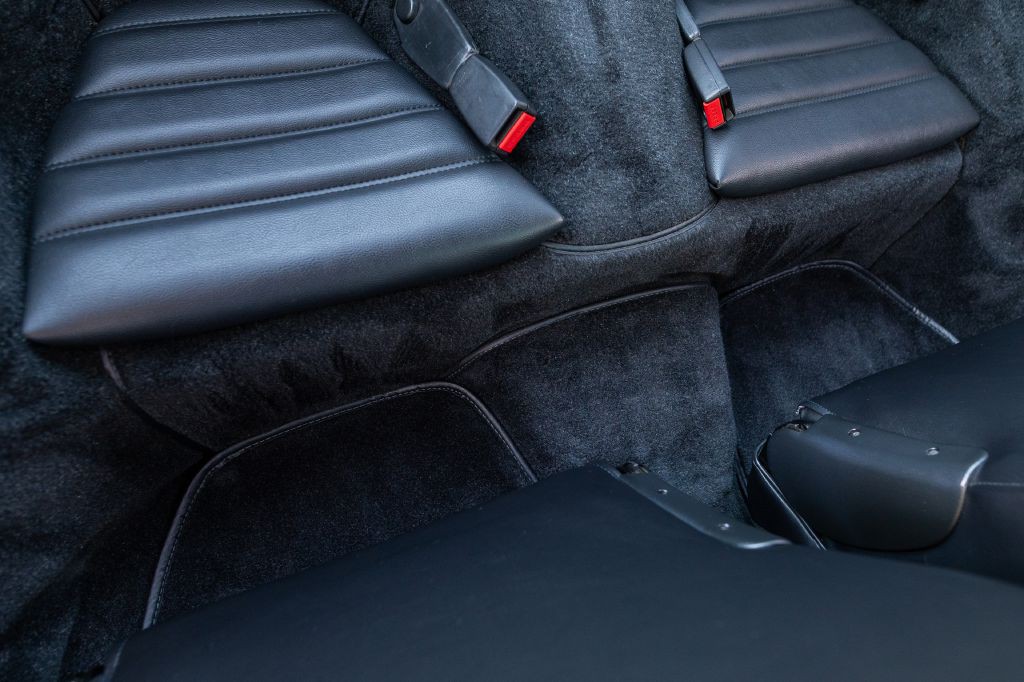 1989 Porsche 911 Image 237