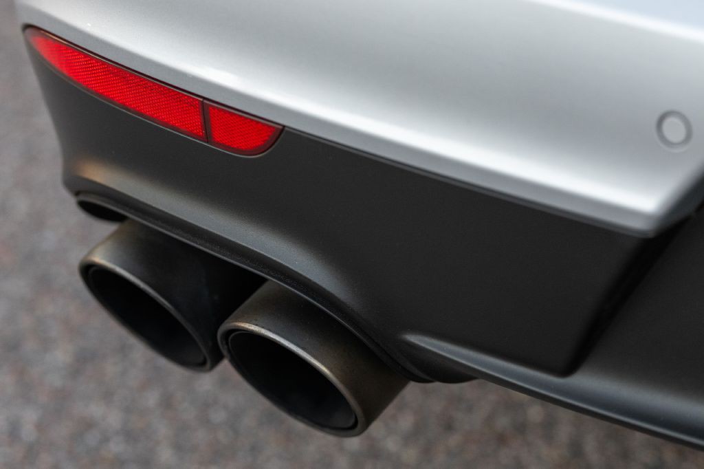 2016 Porsche Panamera Image 29