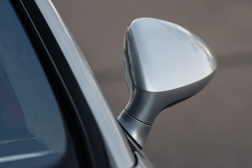 2016 Porsche Panamera Image 64