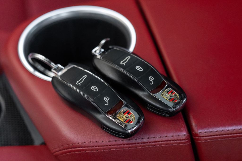 2016 Porsche Panamera Image 115