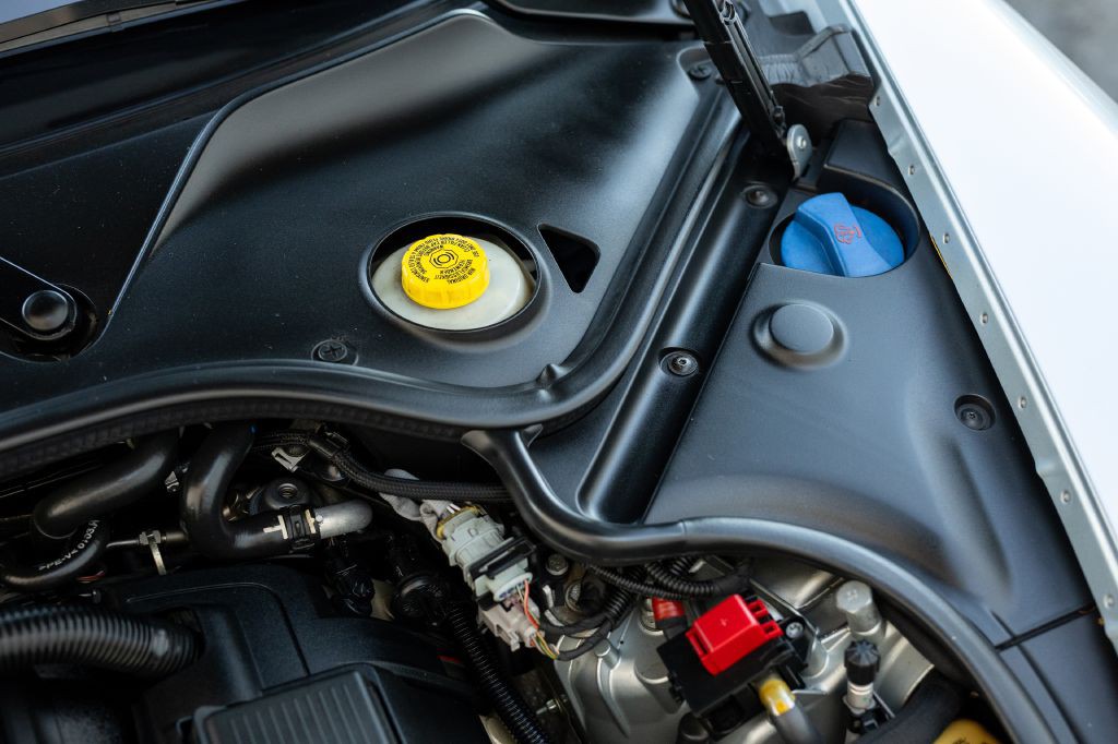 2016 Porsche Panamera Image 156