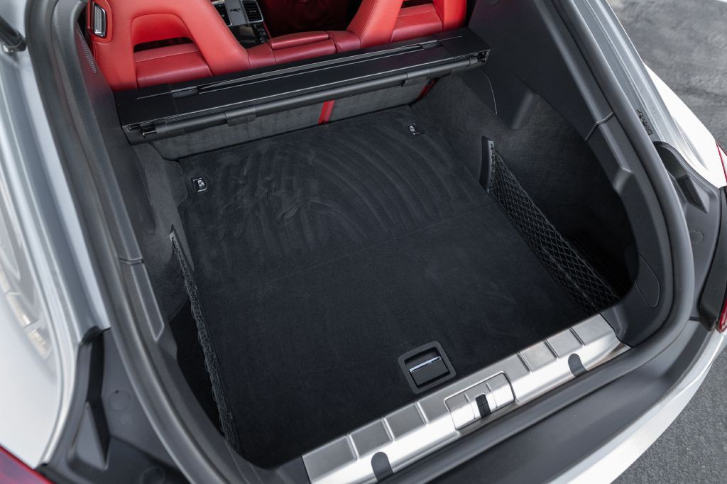 2016 Porsche Panamera Image 184