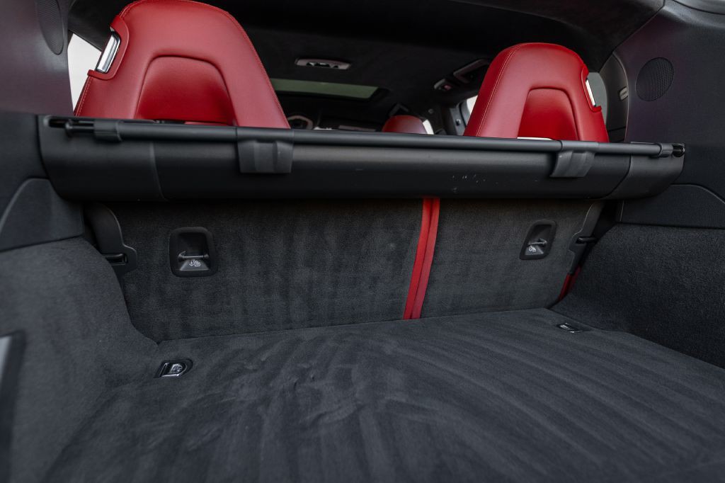 2016 Porsche Panamera Image 185