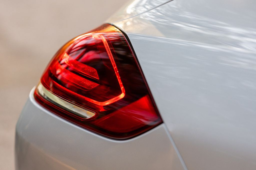 2016 Porsche Panamera Image 205