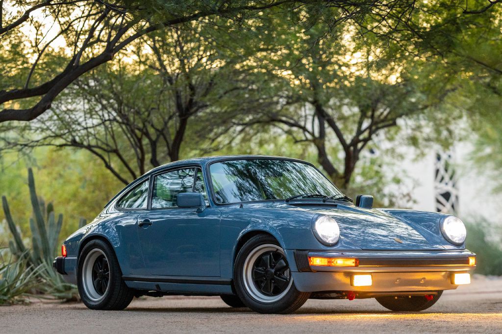 1982 Porsche 911 Image 1