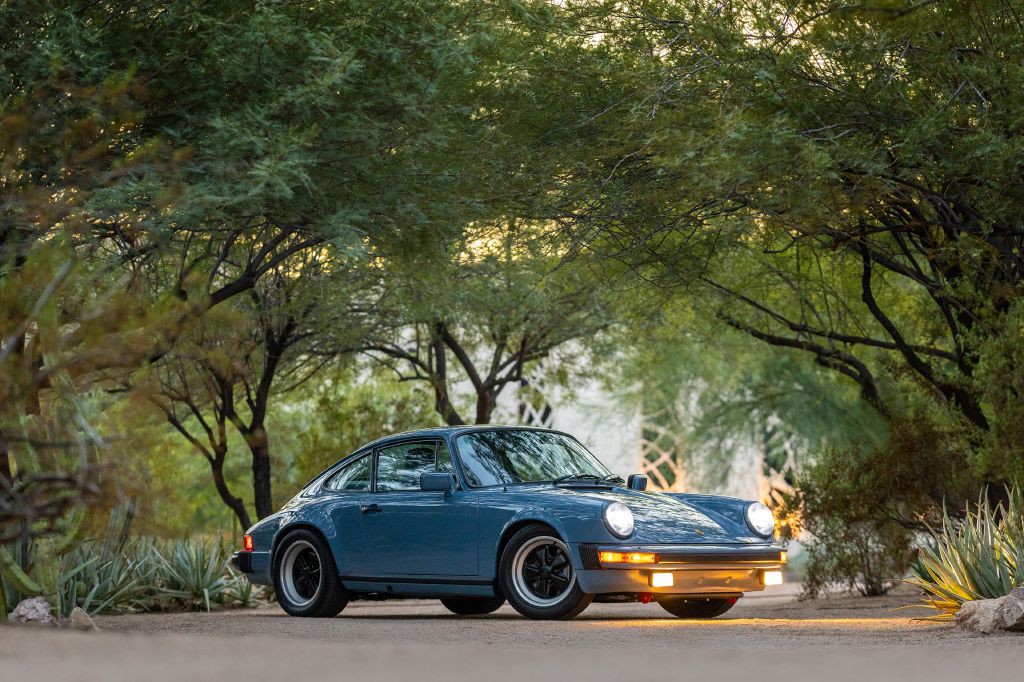 1982 Porsche 911 Image 2