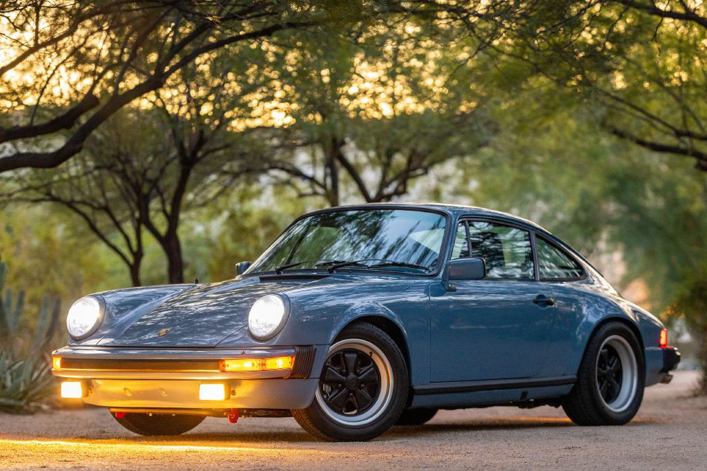 1982 Porsche 911 Image 4