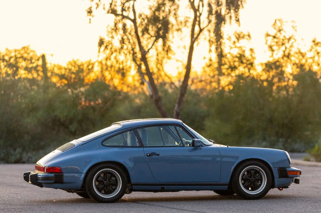 1982 Porsche 911 Image 8