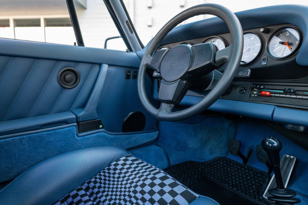 1982 Porsche 911 Image 129