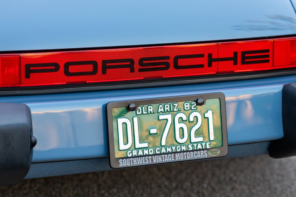 1982 Porsche 911 Image 196