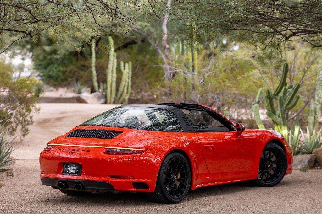 2019 Porsche 911 Image 5