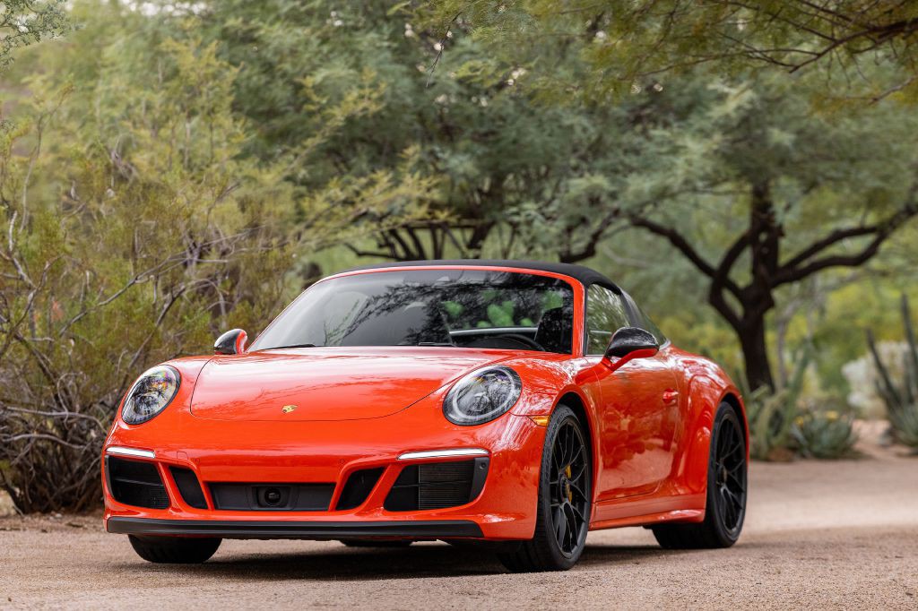 2019 Porsche 911 Image 12