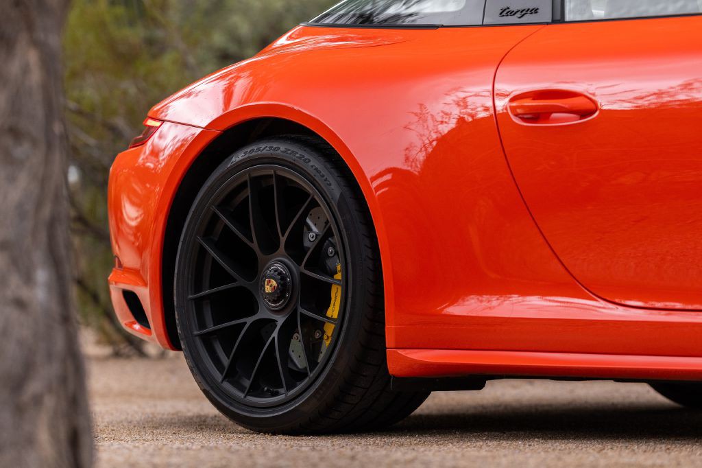 2019 Porsche 911 Image 14