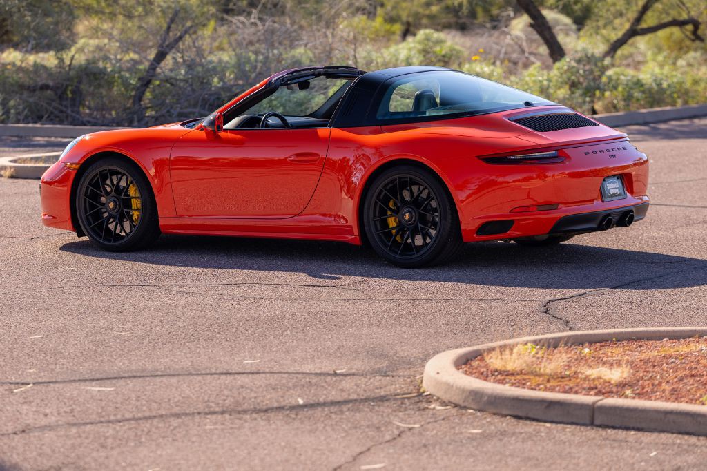 2019 Porsche 911 Image 47