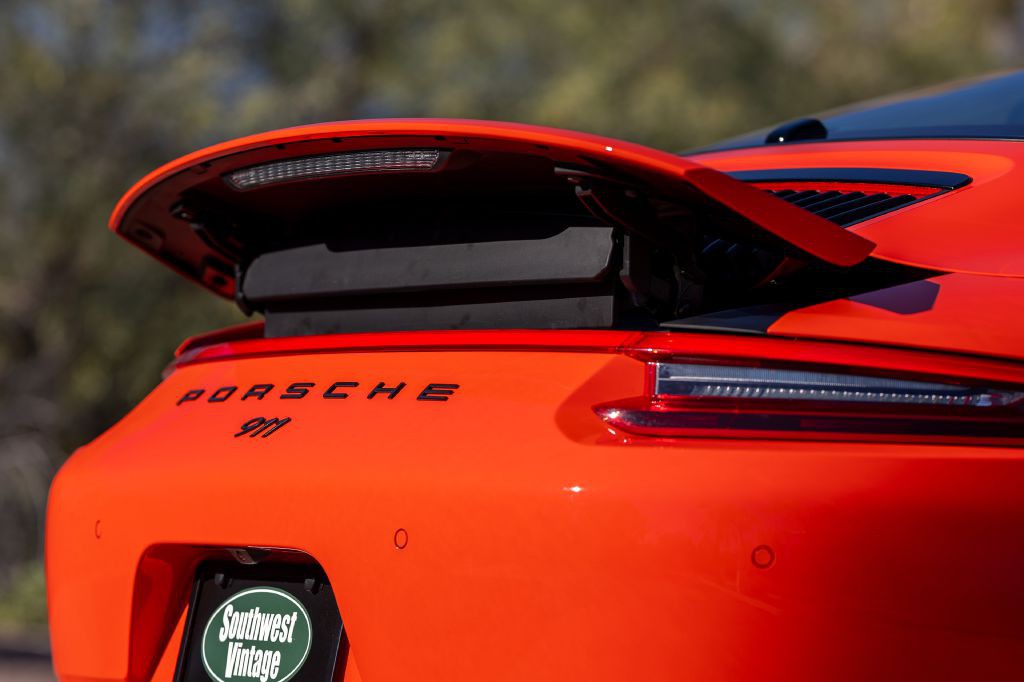 2019 Porsche 911 Image 61