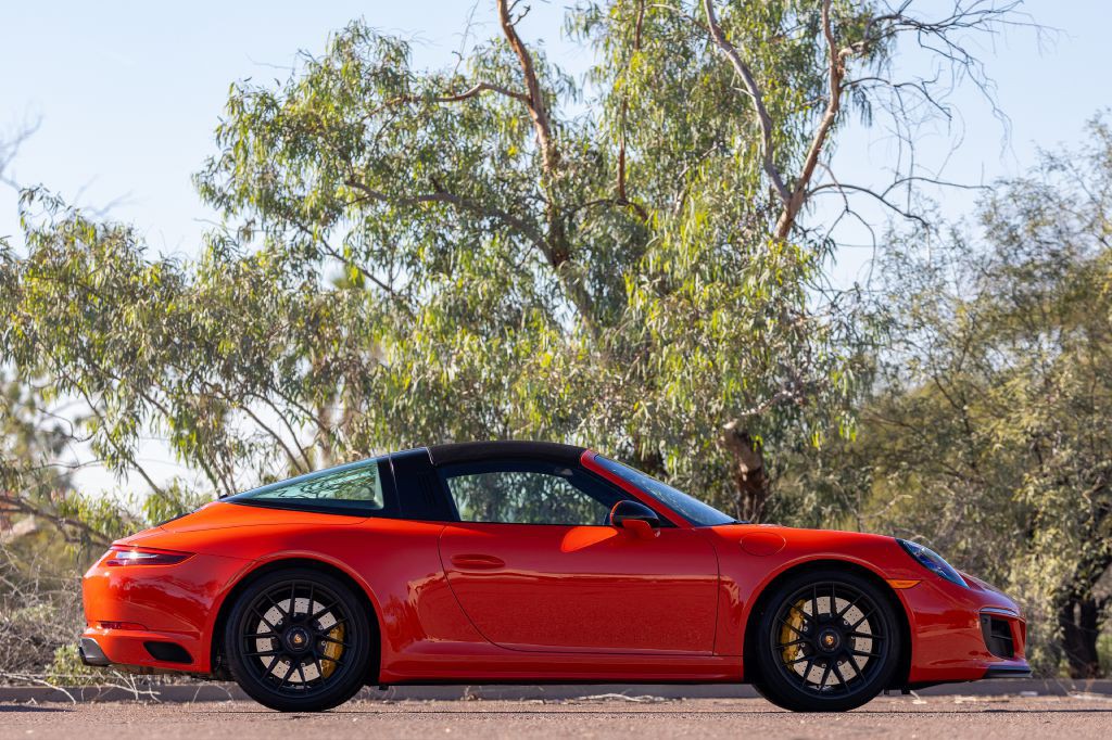2019 Porsche 911 Image 63