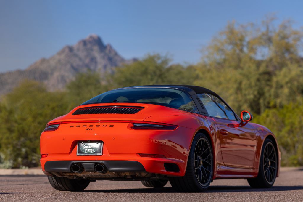 2019 Porsche 911 Image 66