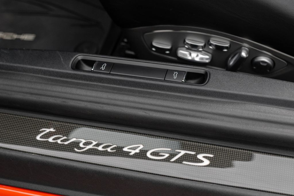 2019 Porsche 911 Image 99