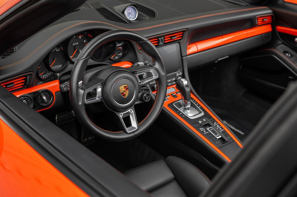 2019 Porsche 911 Image 105