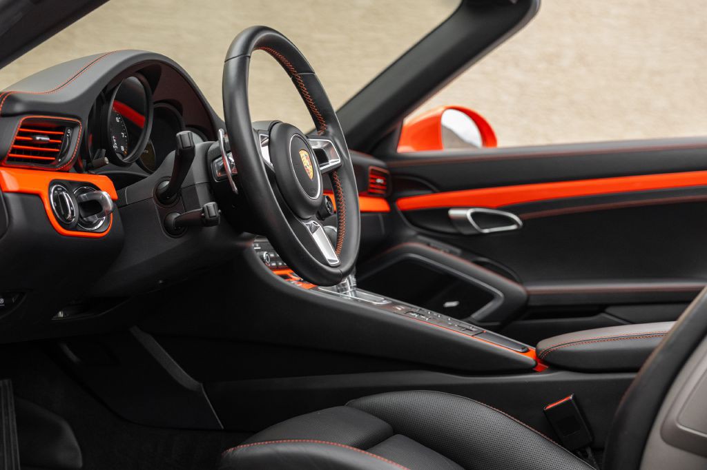 2019 Porsche 911 Image 108