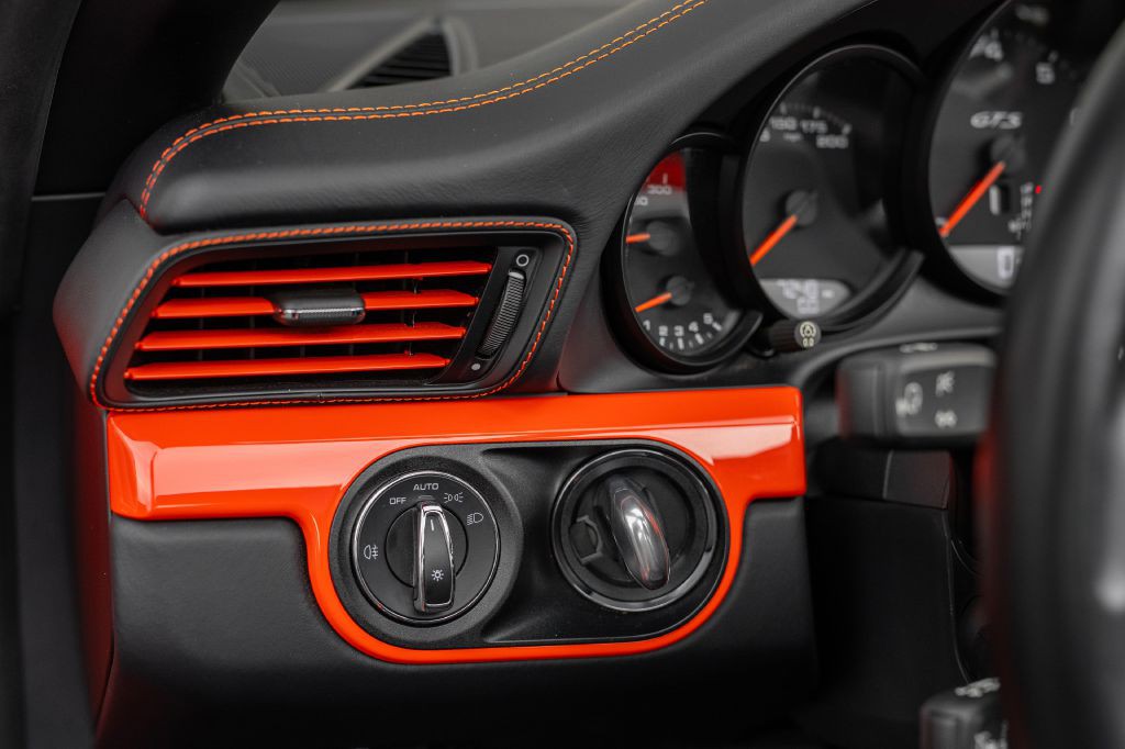 2019 Porsche 911 Image 110