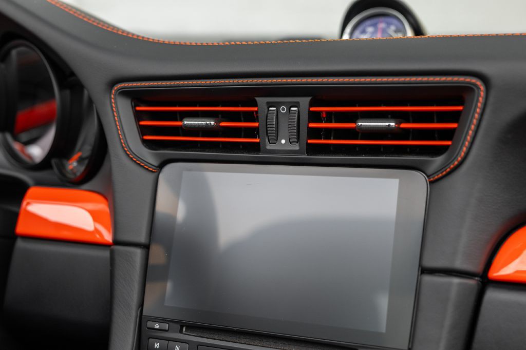 2019 Porsche 911 Image 126