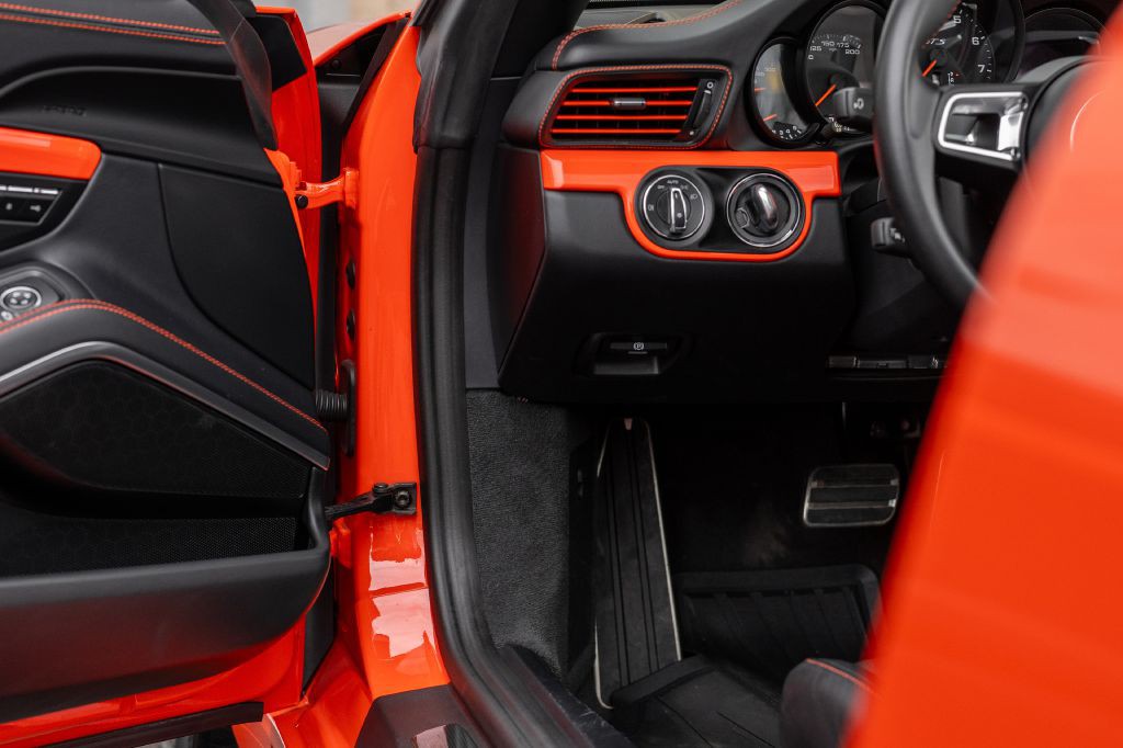 2019 Porsche 911 Image 135