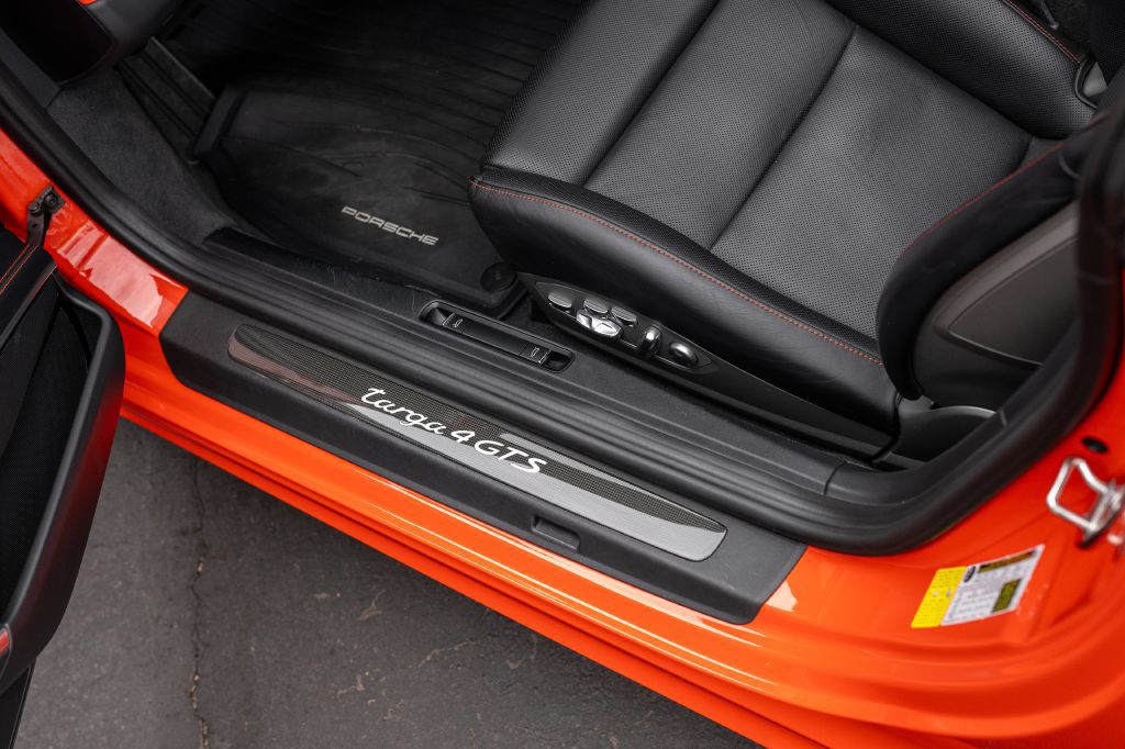 2019 Porsche 911 Image 136